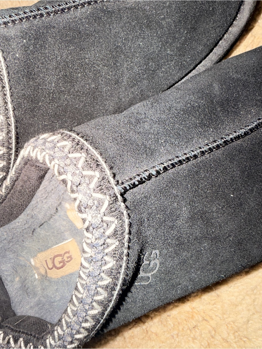 Women's fuzzy lined UGG Tasmans
